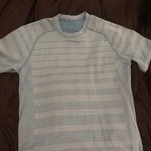 Lululemon shirt